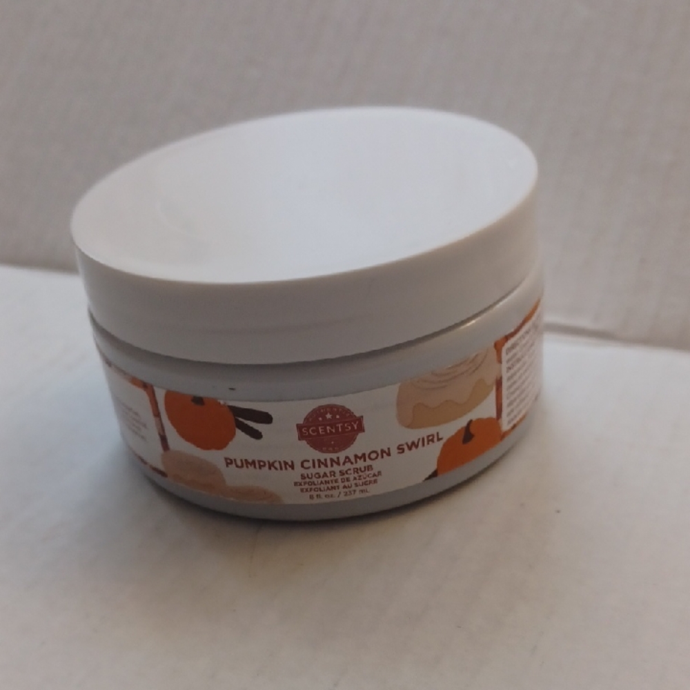 4/$40 New Scentsy "Pumpkin Cinnamon Swirl" Sugar Scrub (Sealed)